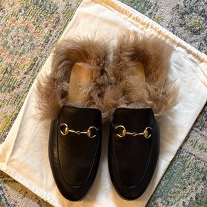 Gucci Black Leather Loafers with Brown Fur